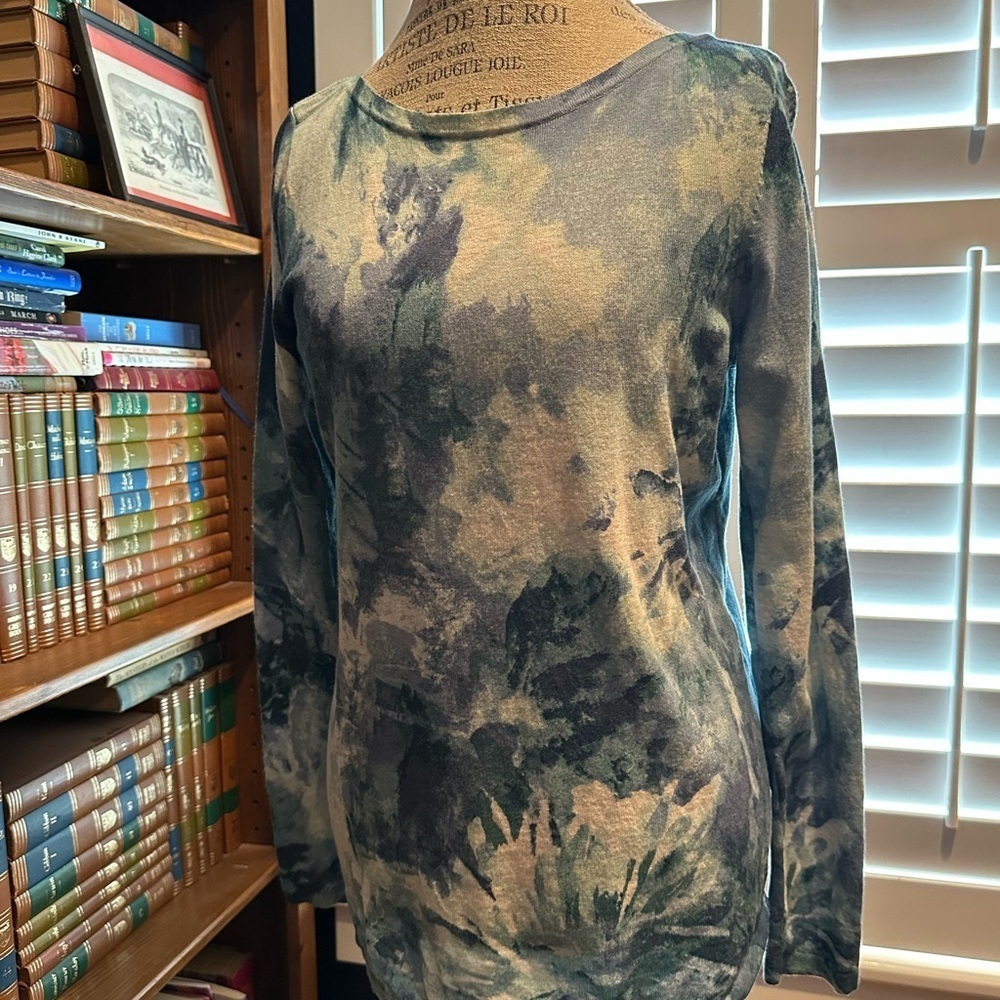 Chico's Multicolor Artistic Long Sleeve Top